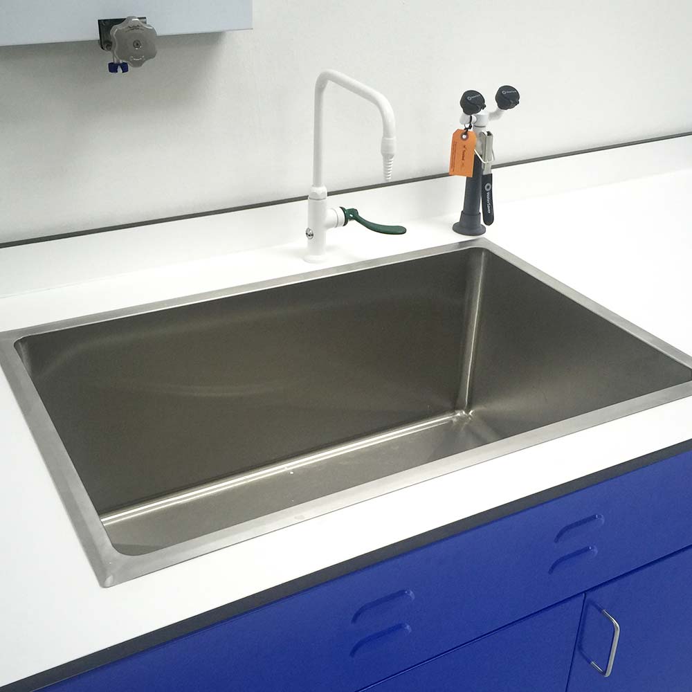 laboratory-sinks-synersys-pte-ltd-singapore