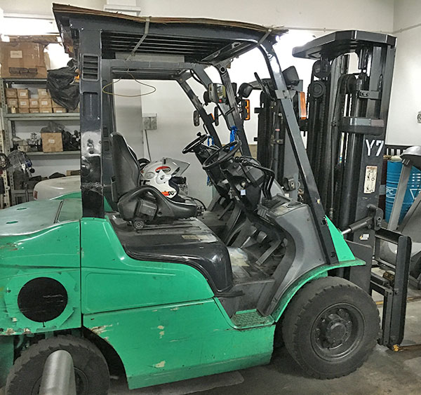 hand forklift for rent near me